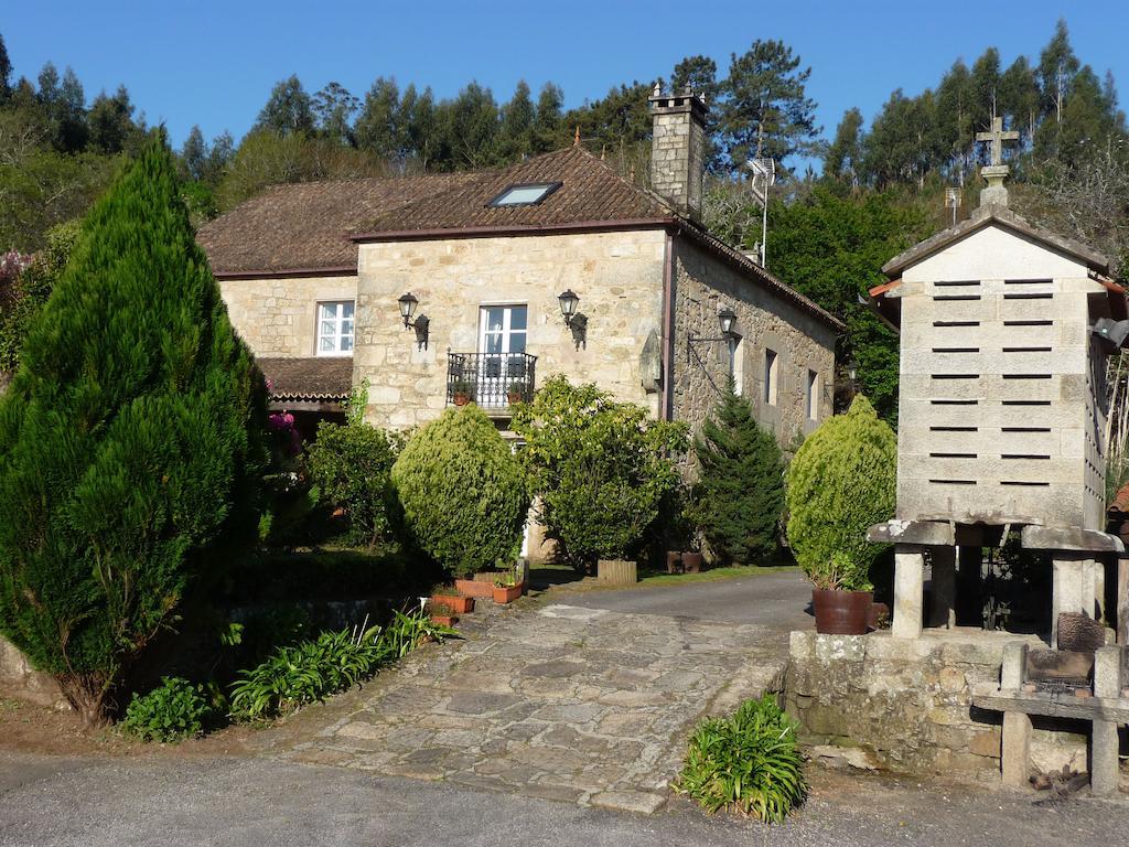 Gasthaus Casa Da Posta De Valmaior Boiro Exterior foto